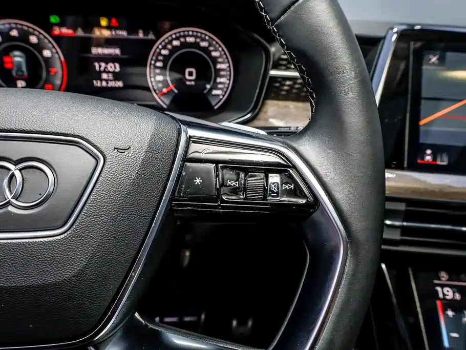 Audi Q6 — миниатюра 16