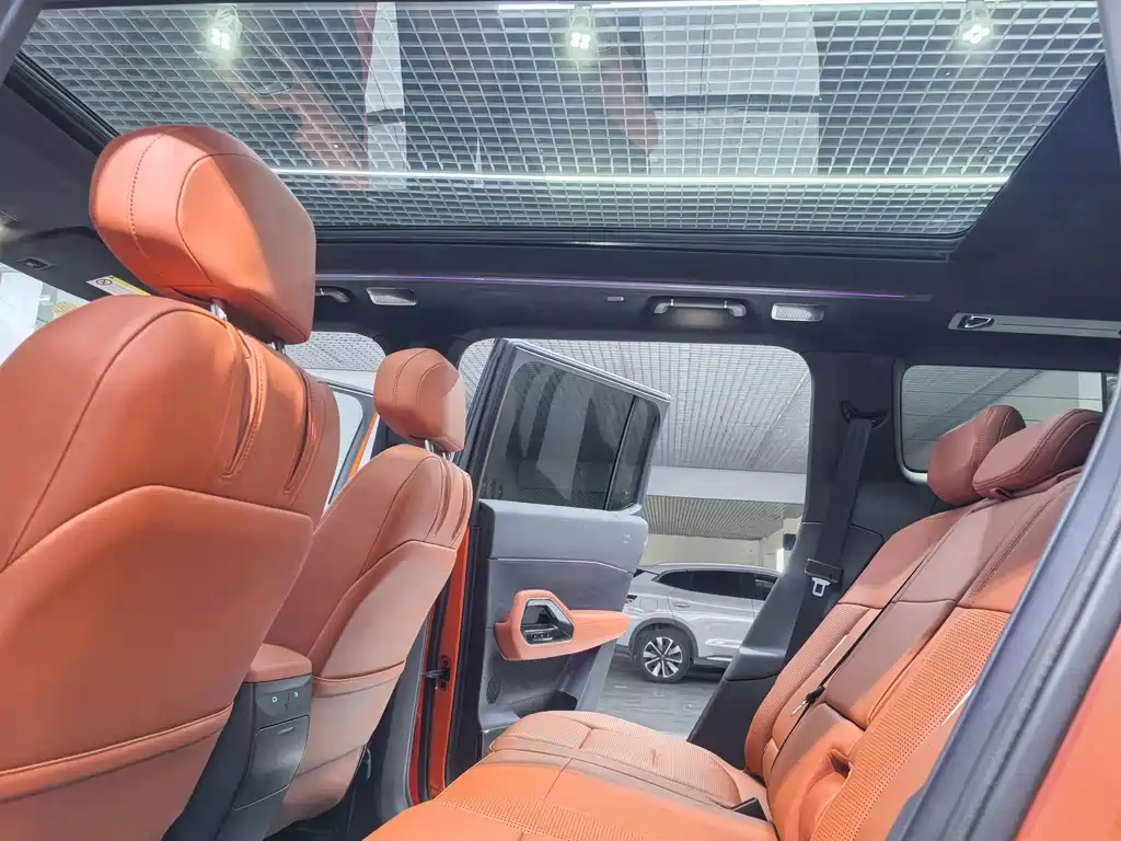 Ford Bronco Basecamp — миниатюра 18