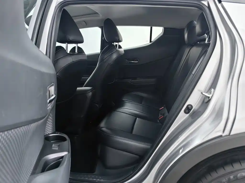 Toyota IZOA — миниатюра 15