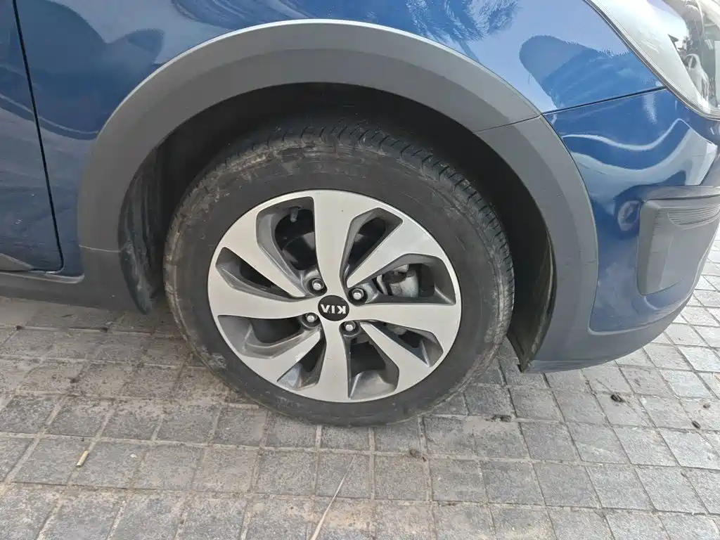 Kia KX Cross — миниатюра 24