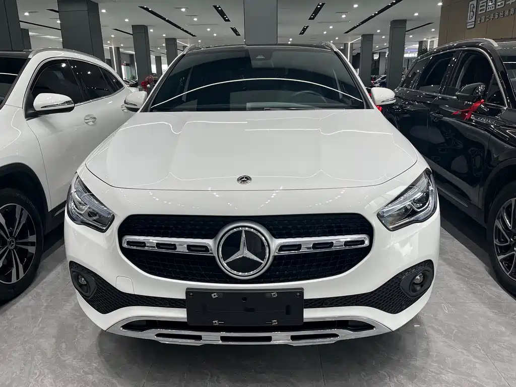 Mercedes-Benz GLA — миниатюра 2