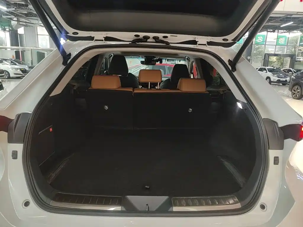 Toyota Venza — миниатюра 19