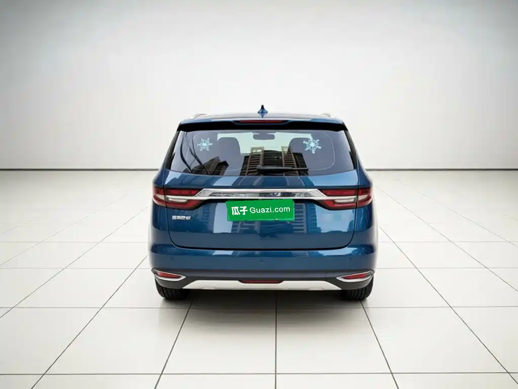 Geely Jia Ji New Energy — миниатюра 5