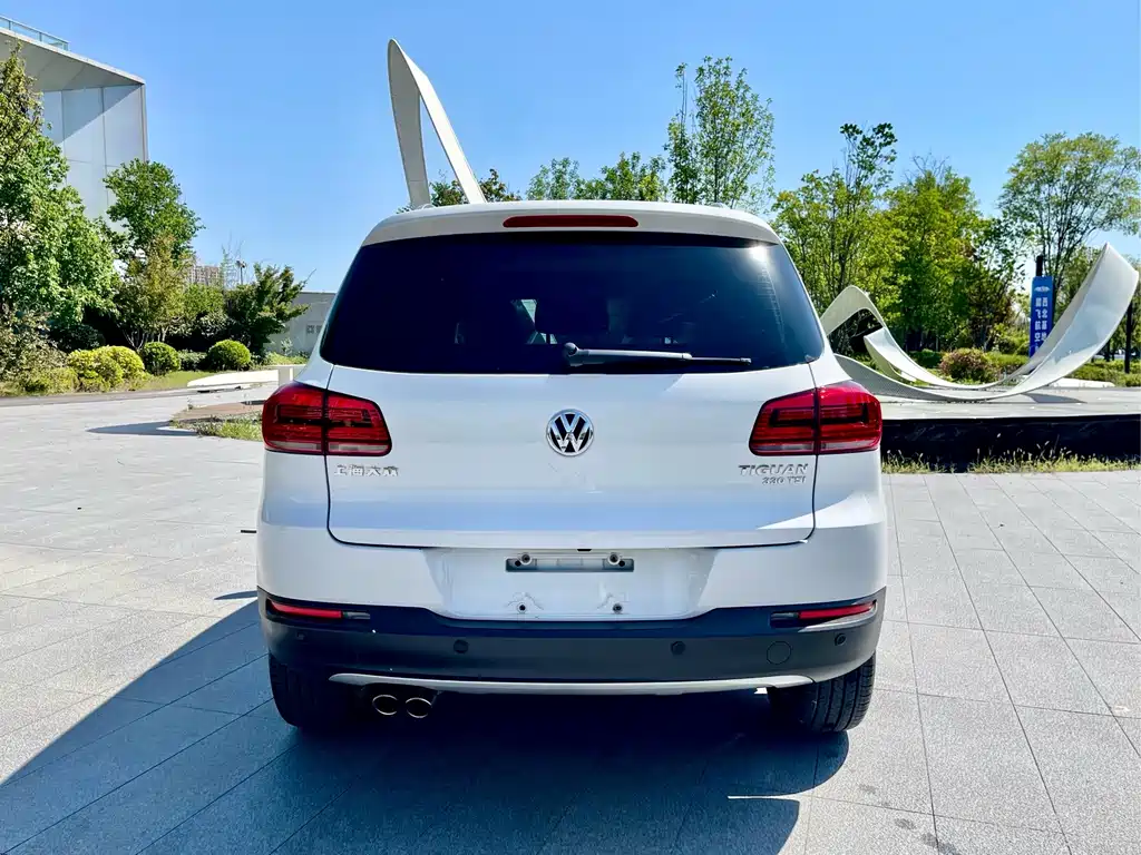 Volkswagen Tiguan — миниатюра 19