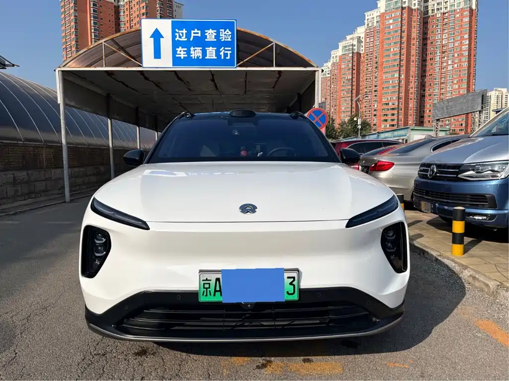 NIO ES6 — миниатюра 2