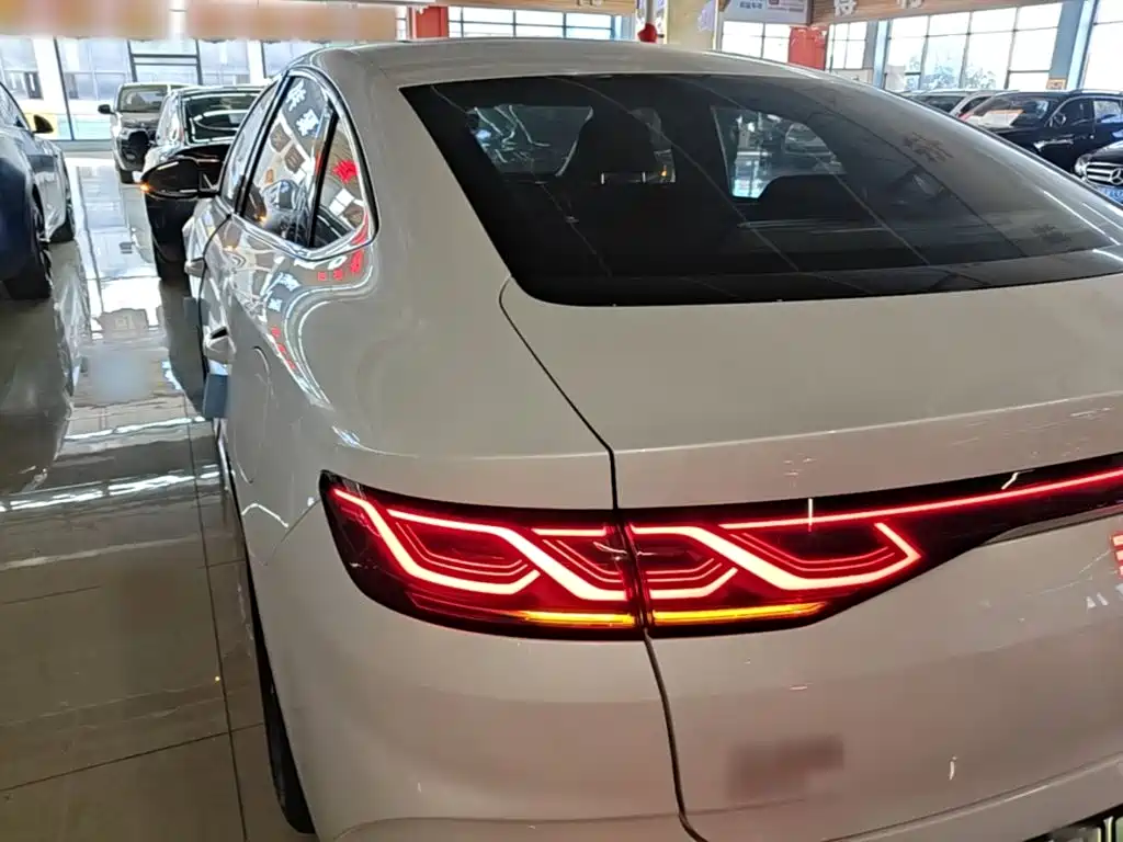 BYD Qin L — миниатюра 5