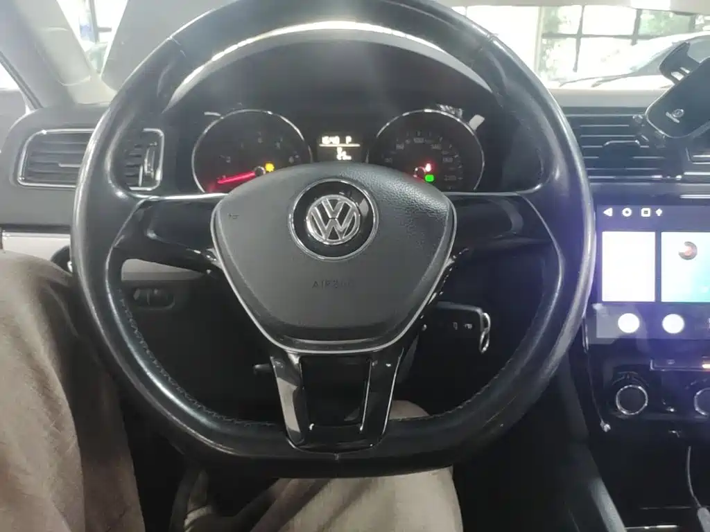 Volkswagen Sagitar — миниатюра 11
