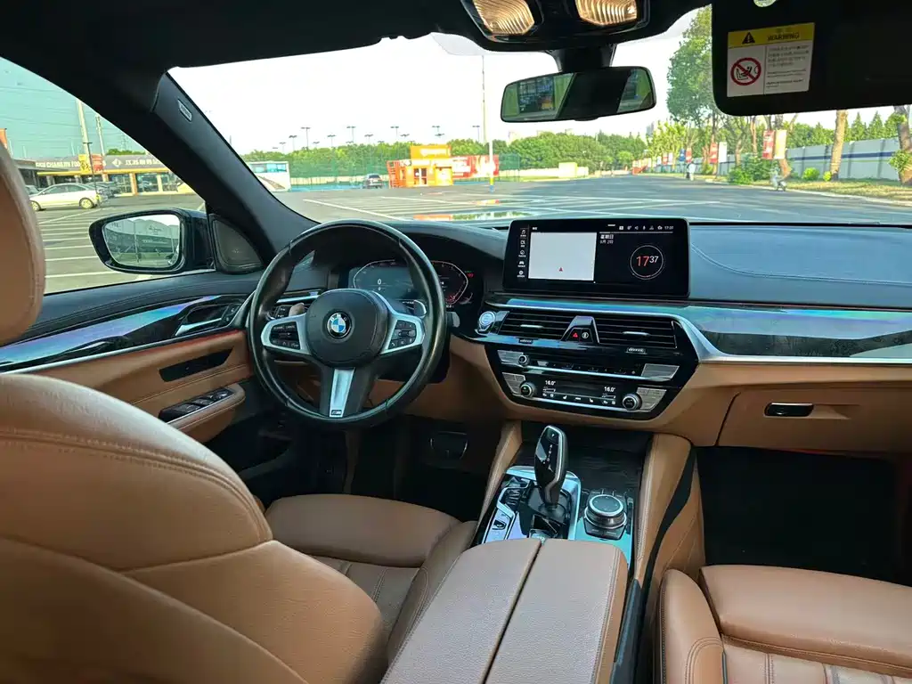 BMW 6 Series GT — миниатюра 6