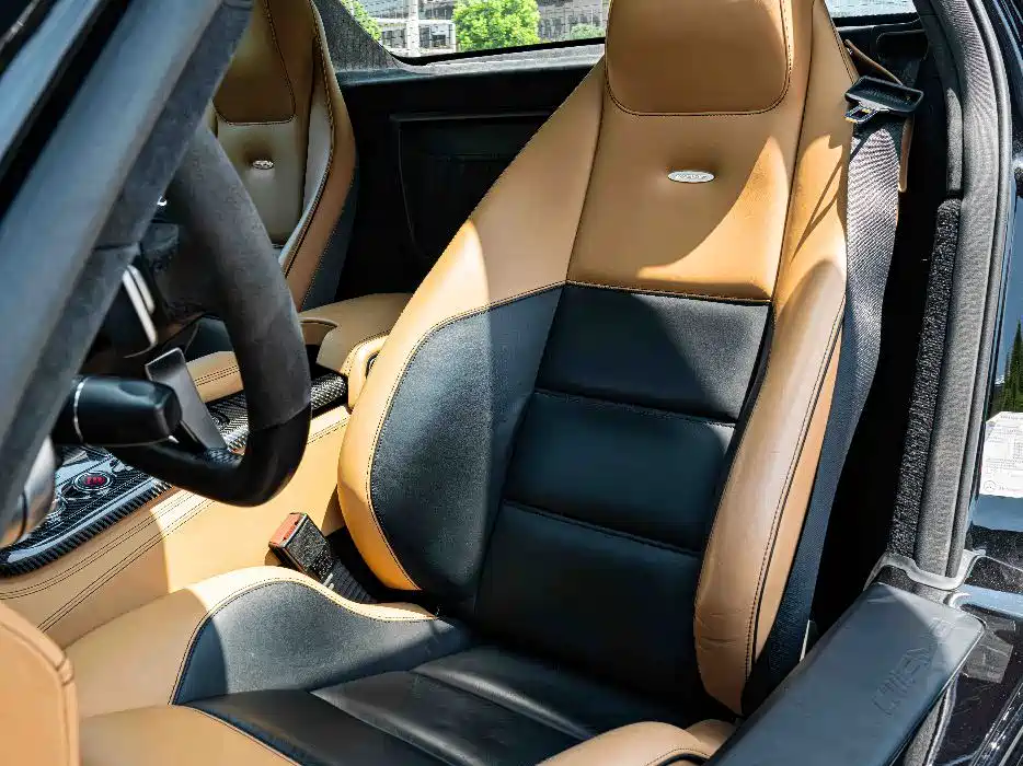 Mercedes-Benz SLS AMG — миниатюра 13