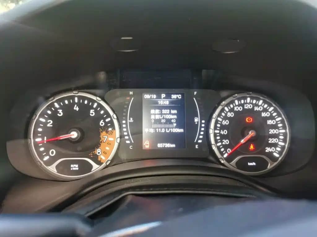 Jeep Renegade — миниатюра 7