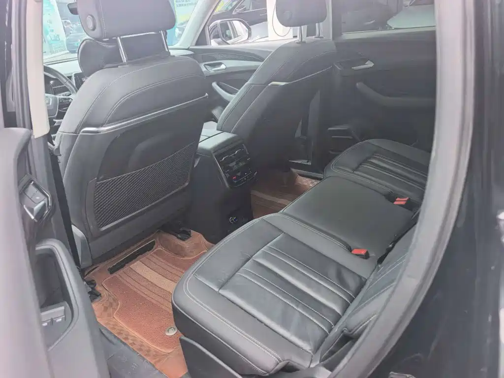 Audi Q6 — миниатюра 7