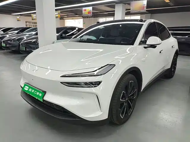 2025 Nio L60