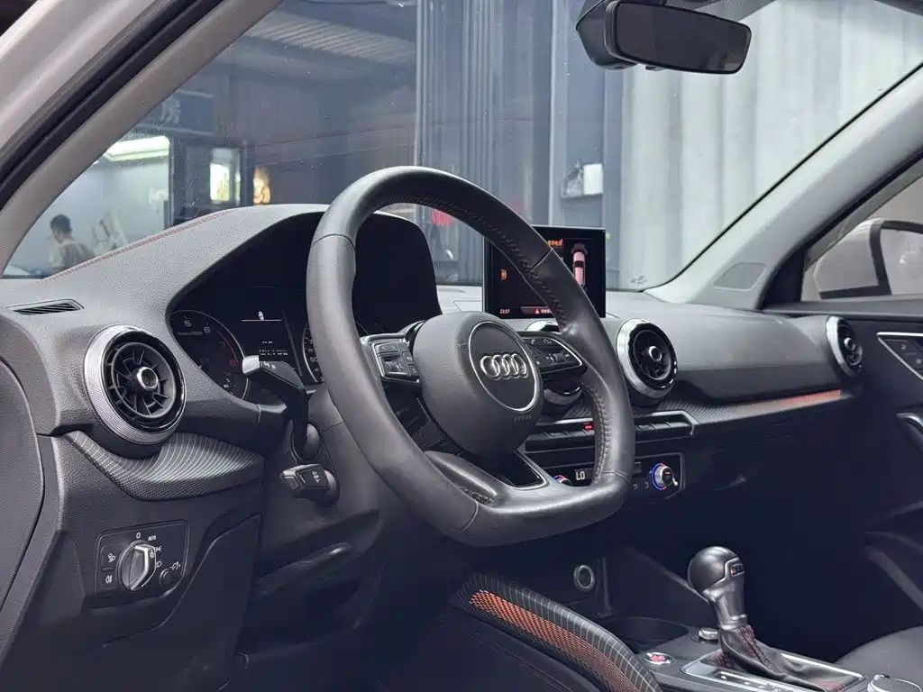 Audi Q2L — миниатюра 6