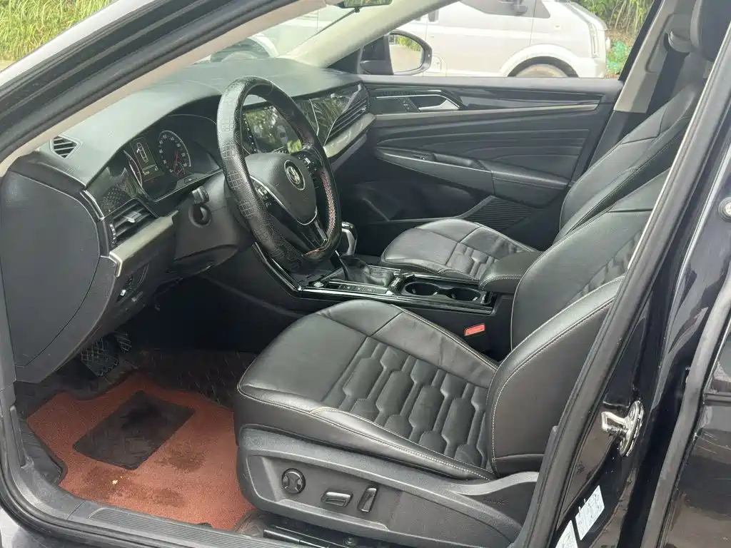 Volkswagen Passat — миниатюра 4