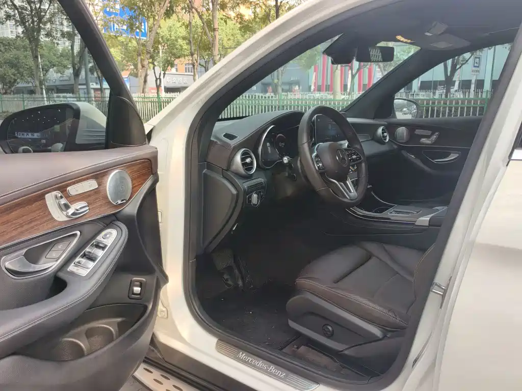 Mercedes-Benz GLC — миниатюра 6