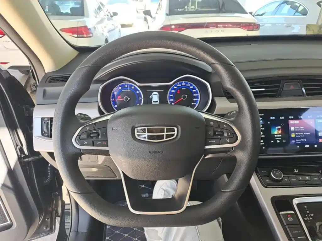 Geely Boyue — миниатюра 11