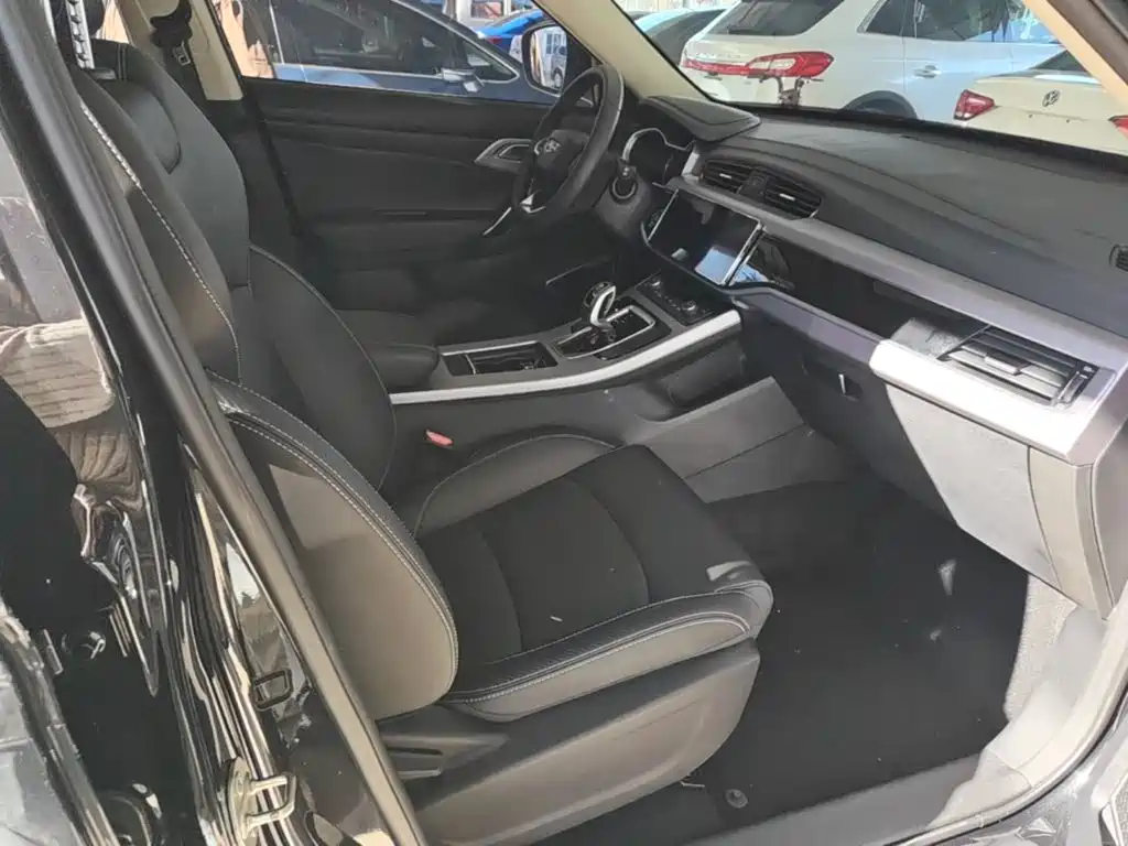 Geely Boyue — миниатюра 25