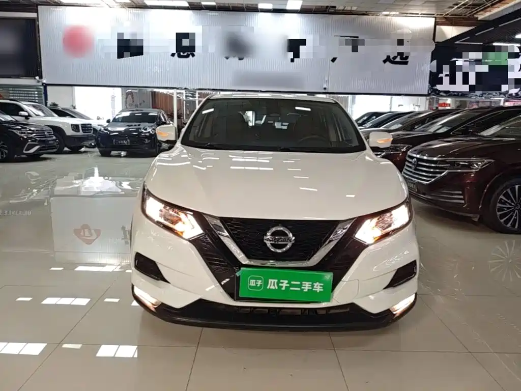 Nissan Qashqai — миниатюра 3