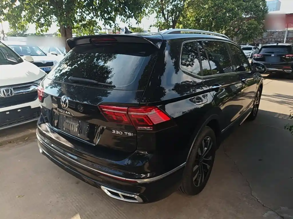 Volkswagen Tiguan L — миниатюра 7