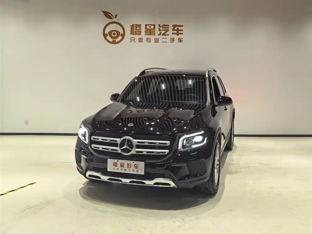 Mercedes-Benz GLB 2023