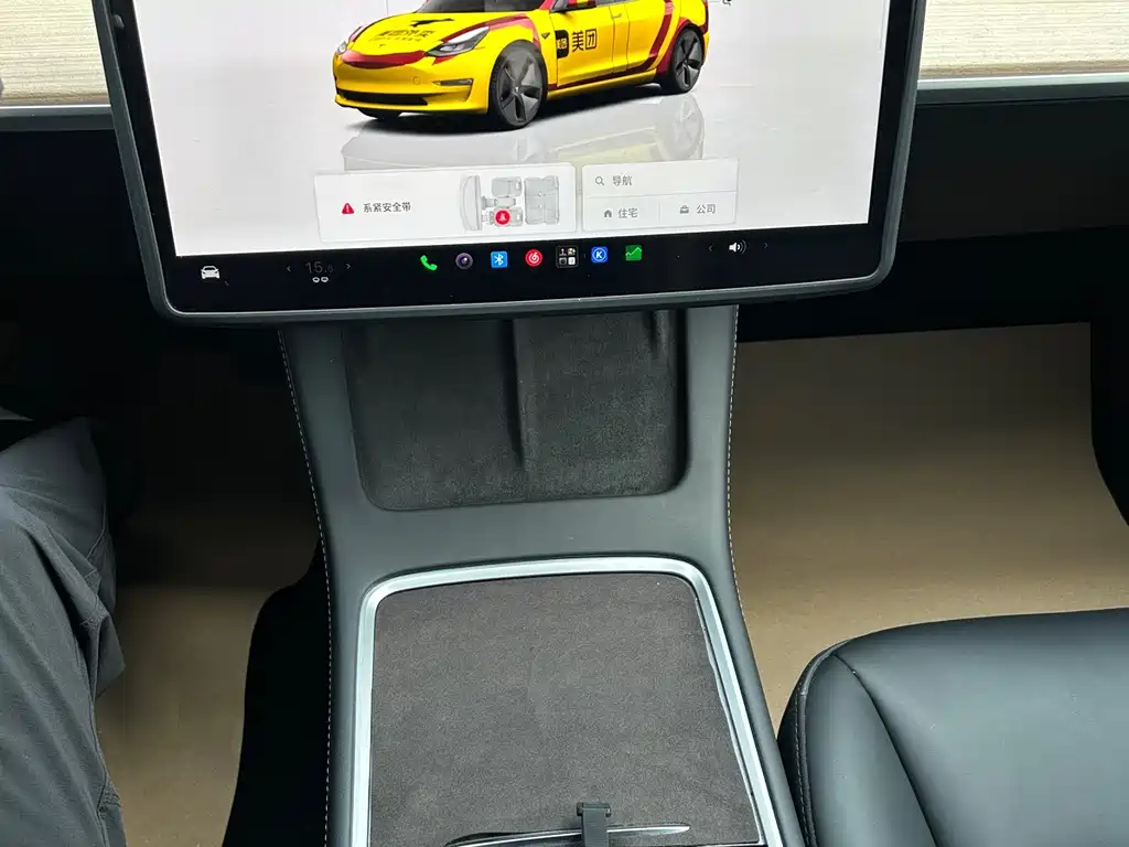 Tesla Model 3 — миниатюра 10
