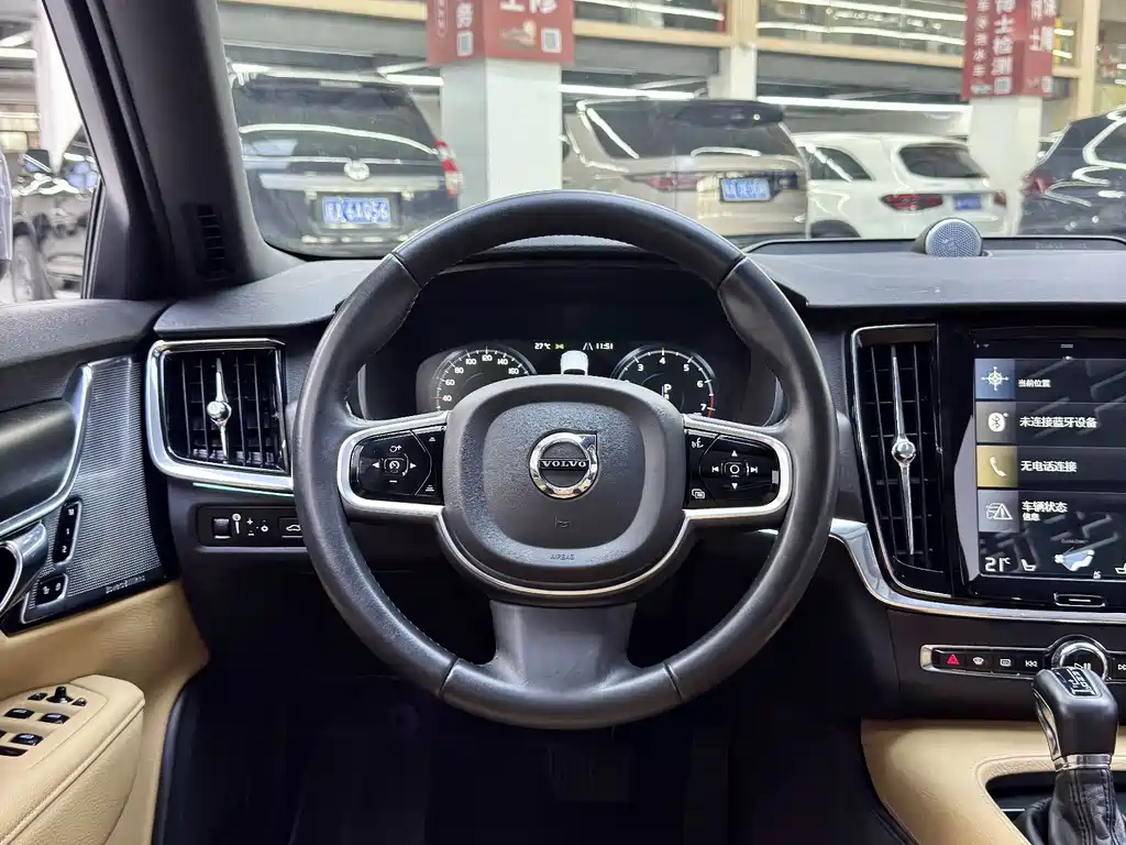 Volvo V90 — миниатюра 3