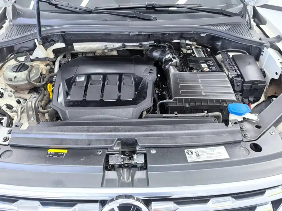 Volkswagen Tiguan L — миниатюра 10