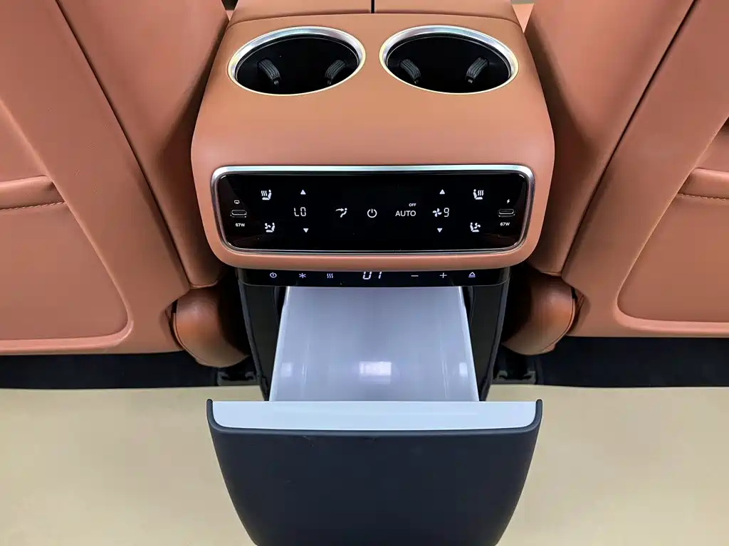 Li Auto Li L8 — миниатюра 58