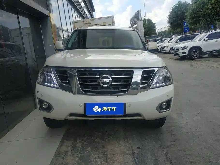 Nissan Patrol — миниатюра 2