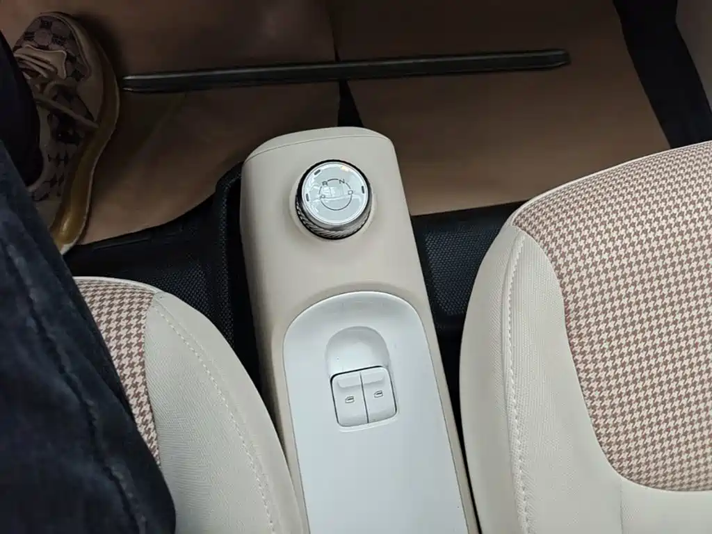 Wuling MINIEV — миниатюра 14