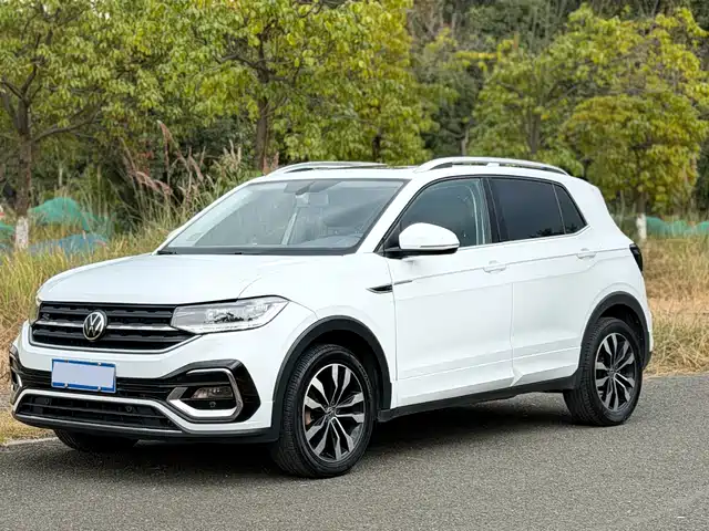 Volkswagen Tharu XR