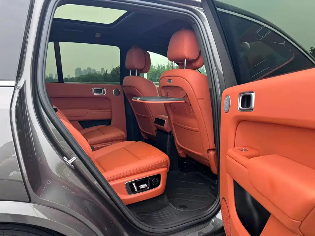 Li Auto Li L8 — миниатюра 14