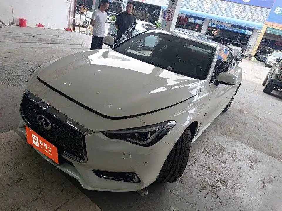 Infiniti Q60 2018