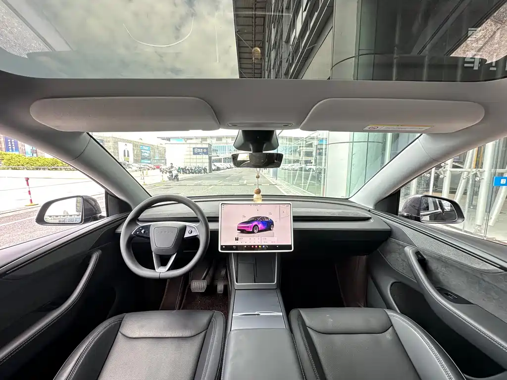 Tesla Model Y — фотографии объявления, Фото 25