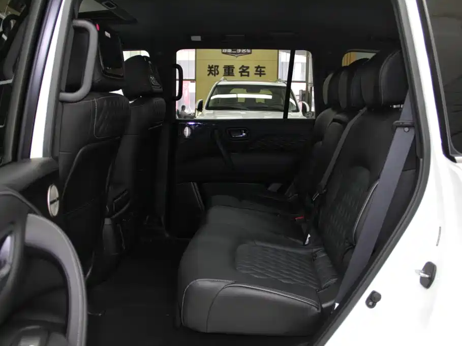 Infiniti QX80 — миниатюра 8