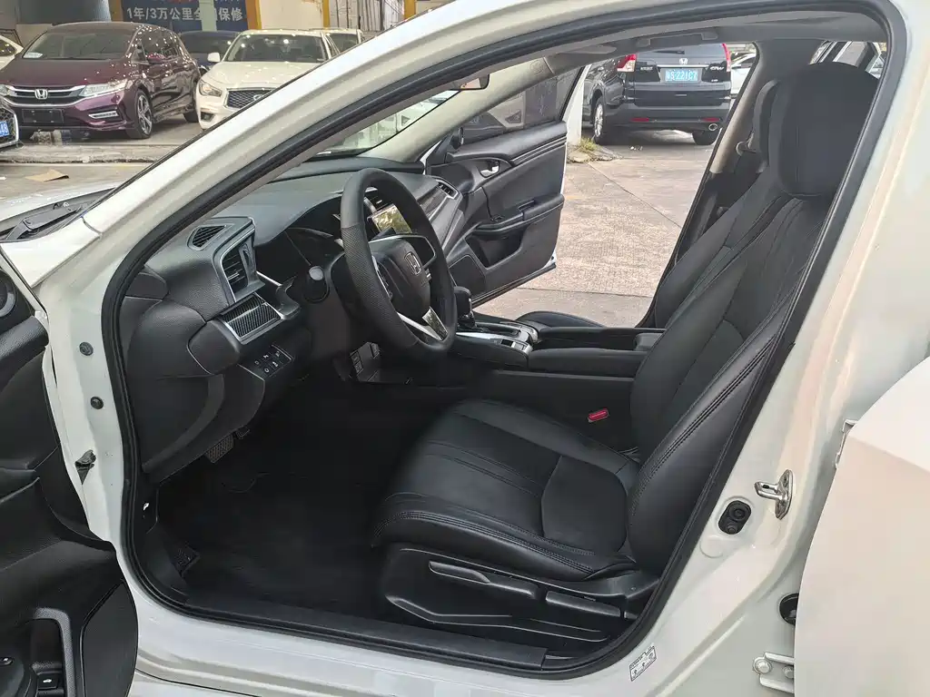 Honda Civic — миниатюра 10
