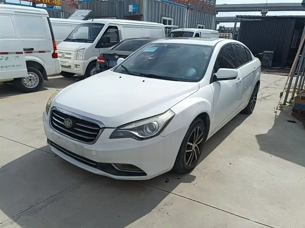 Купить Bestune B50