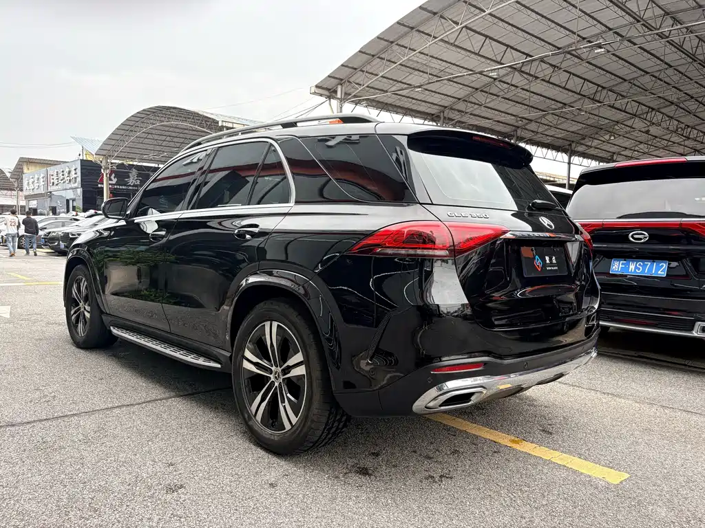 Mercedes-Benz GLE (Import) — миниатюра 9