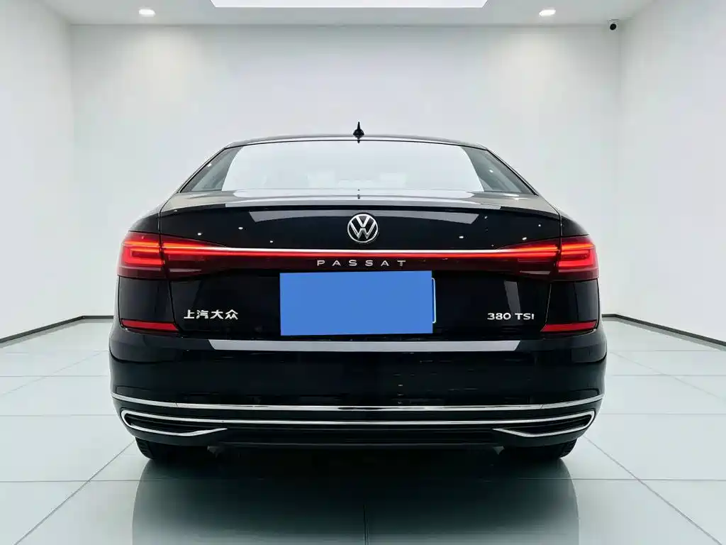 Volkswagen Passat — миниатюра 7