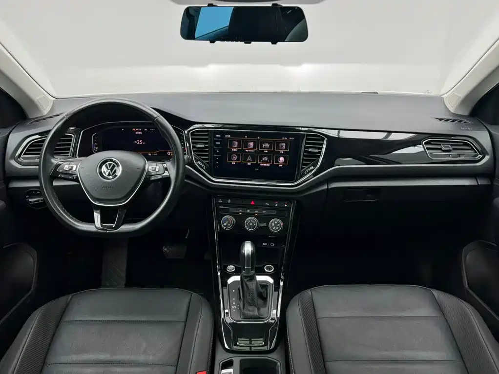 Volkswagen T-Roc — миниатюра 22