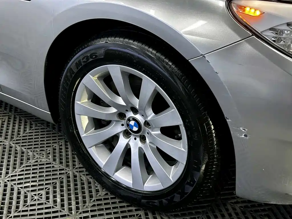 BMW 5 Series GT 5 GT 2010 535i Luxury