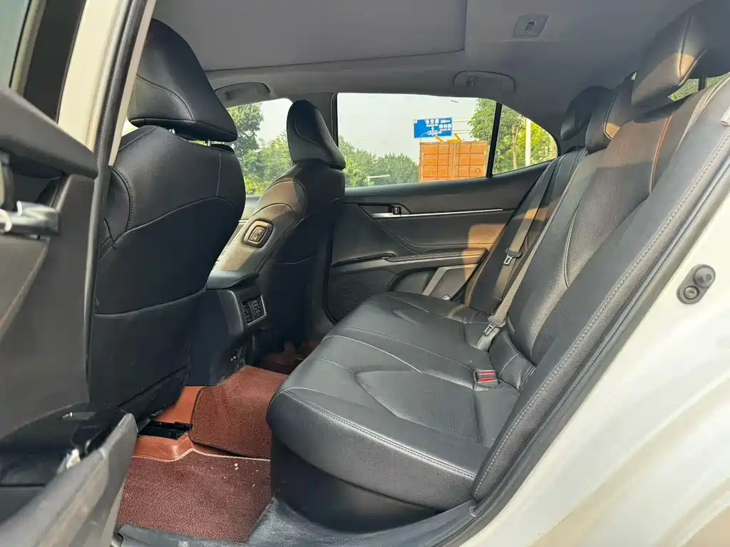 Toyota Camry 2021 2.5HG Luxury