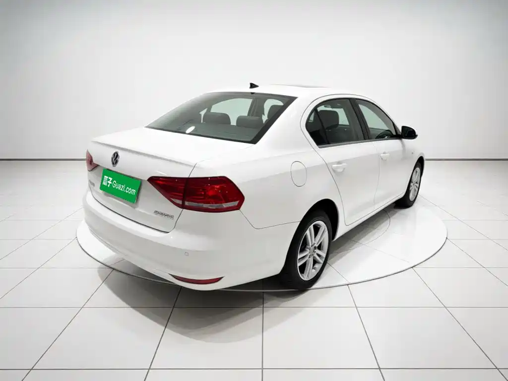 Volkswagen Lavida — миниатюра 4
