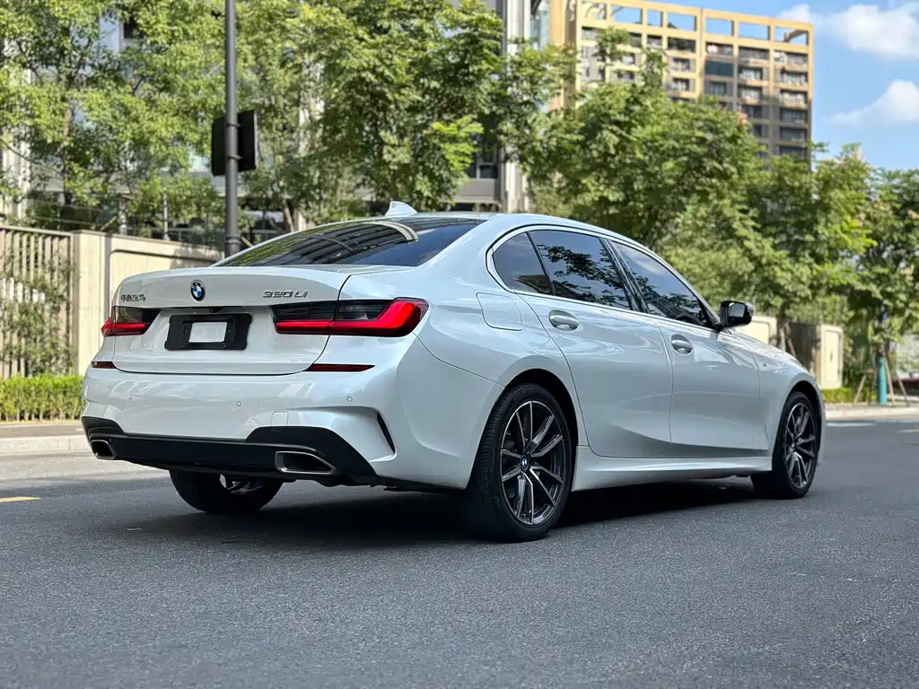 BMW 3 Series — миниатюра 5