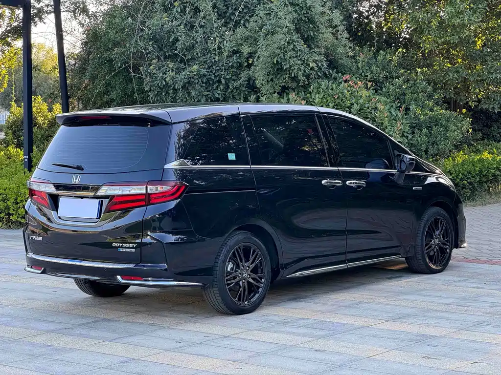 Honda Odyssey — миниатюра 6