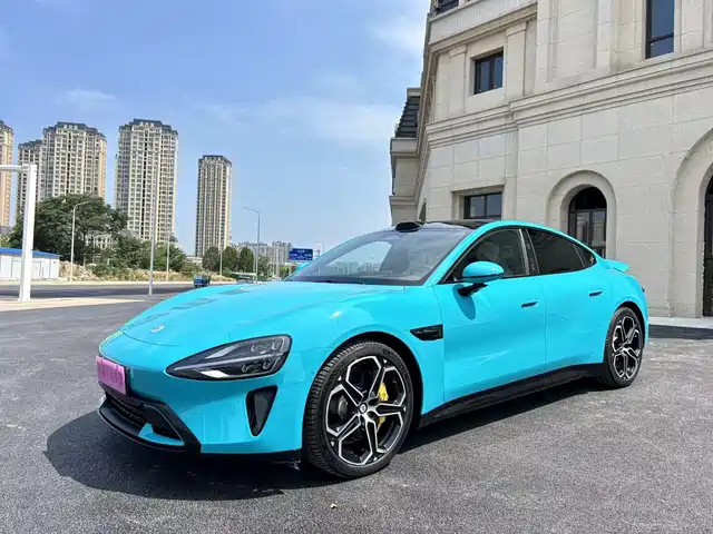 XIAOMI CAR XIAOMI SU7 2025