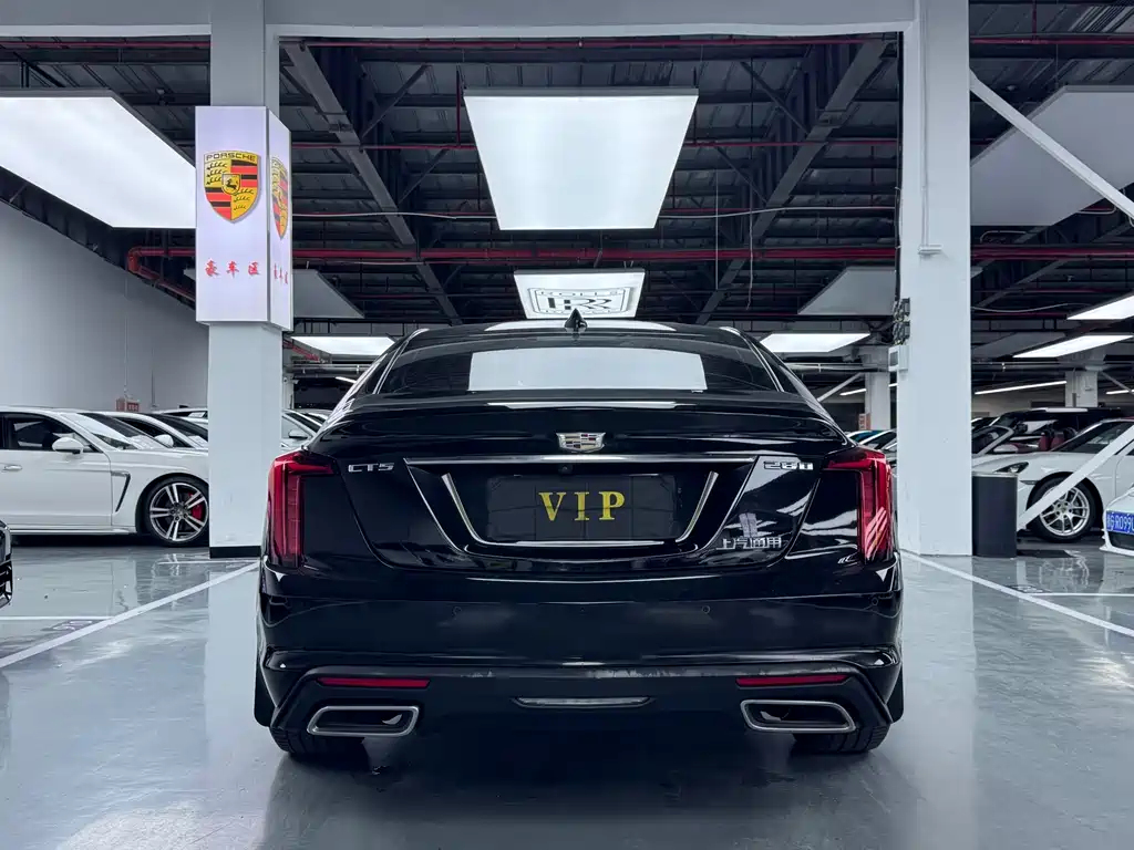 CADILLAC CT5