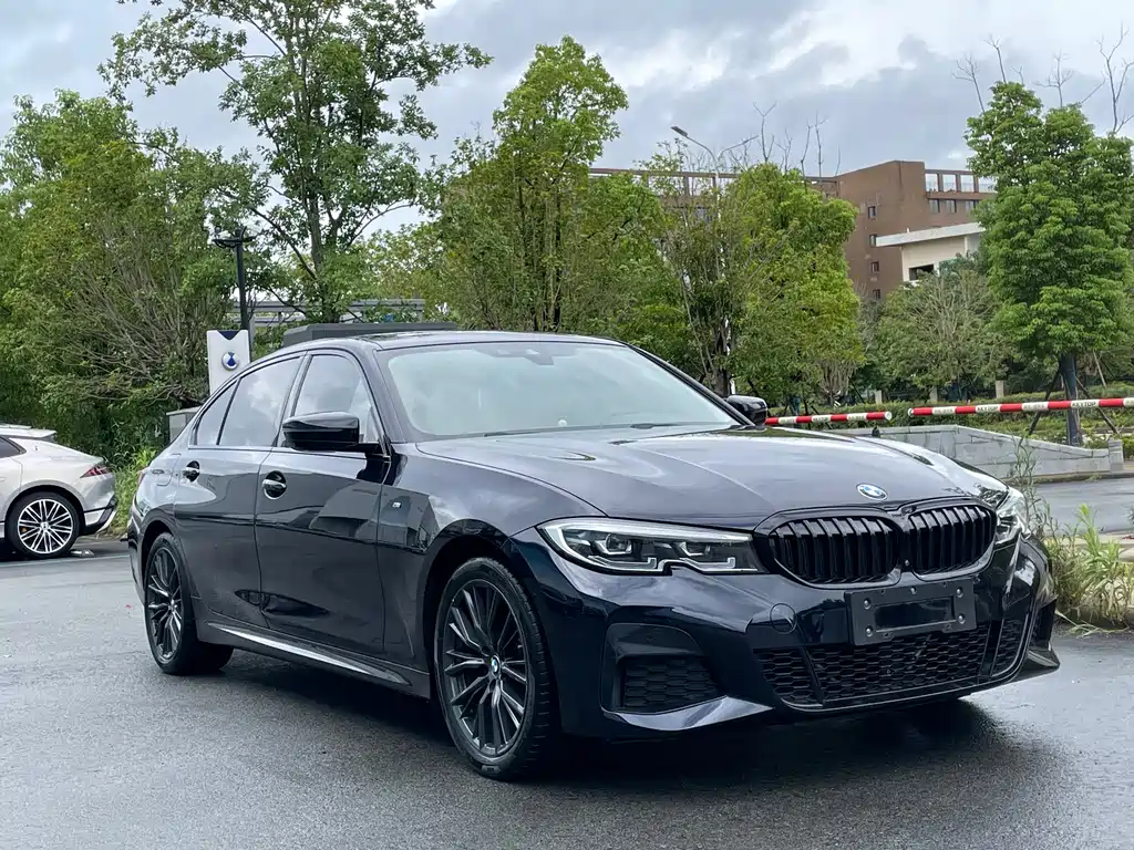 BMW 3 Series — миниатюра 3