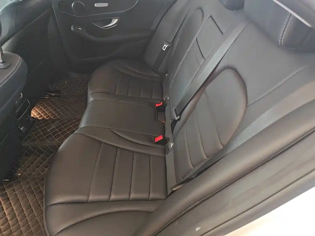 Mercedes-Benz C-Class — миниатюра 17