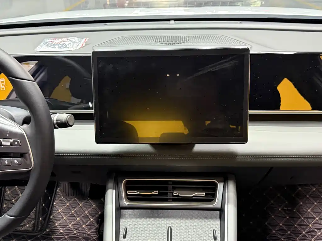 BYD Qin L — миниатюра 16
